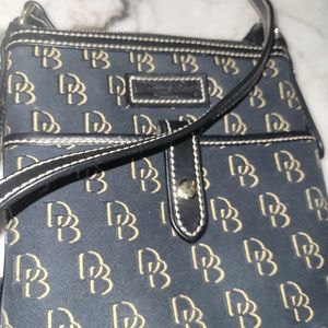 Dooney & Bourke Bag